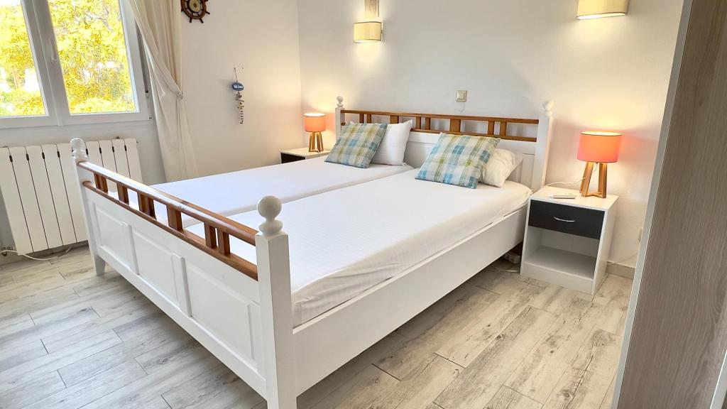 5 bed villa in Benissa Costa