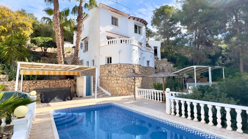 5 bed villa in Benissa Costa