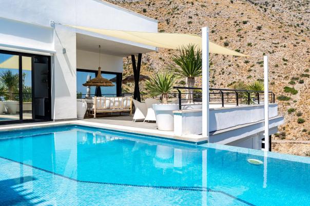 3 bed villa in Altea