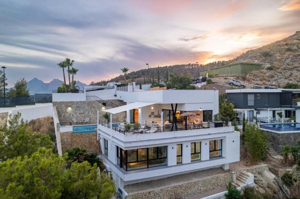 3 bed villa in Altea