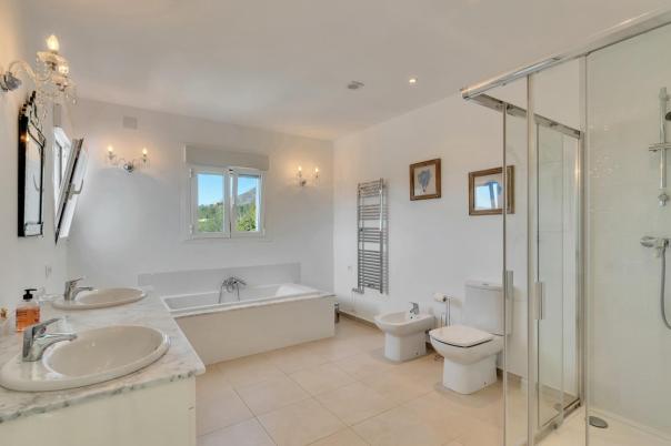 5 bed villa in Jávea