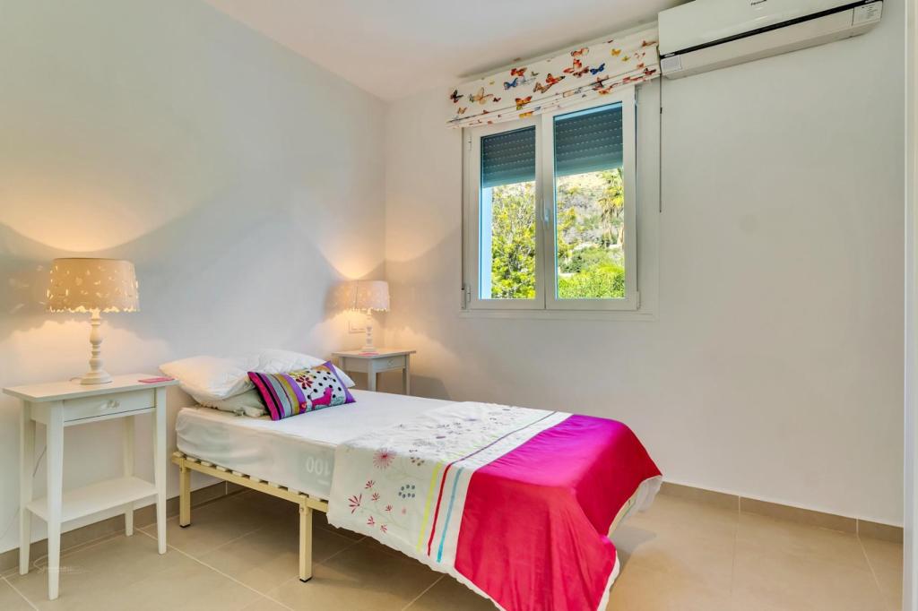 5 bed villa in Jávea