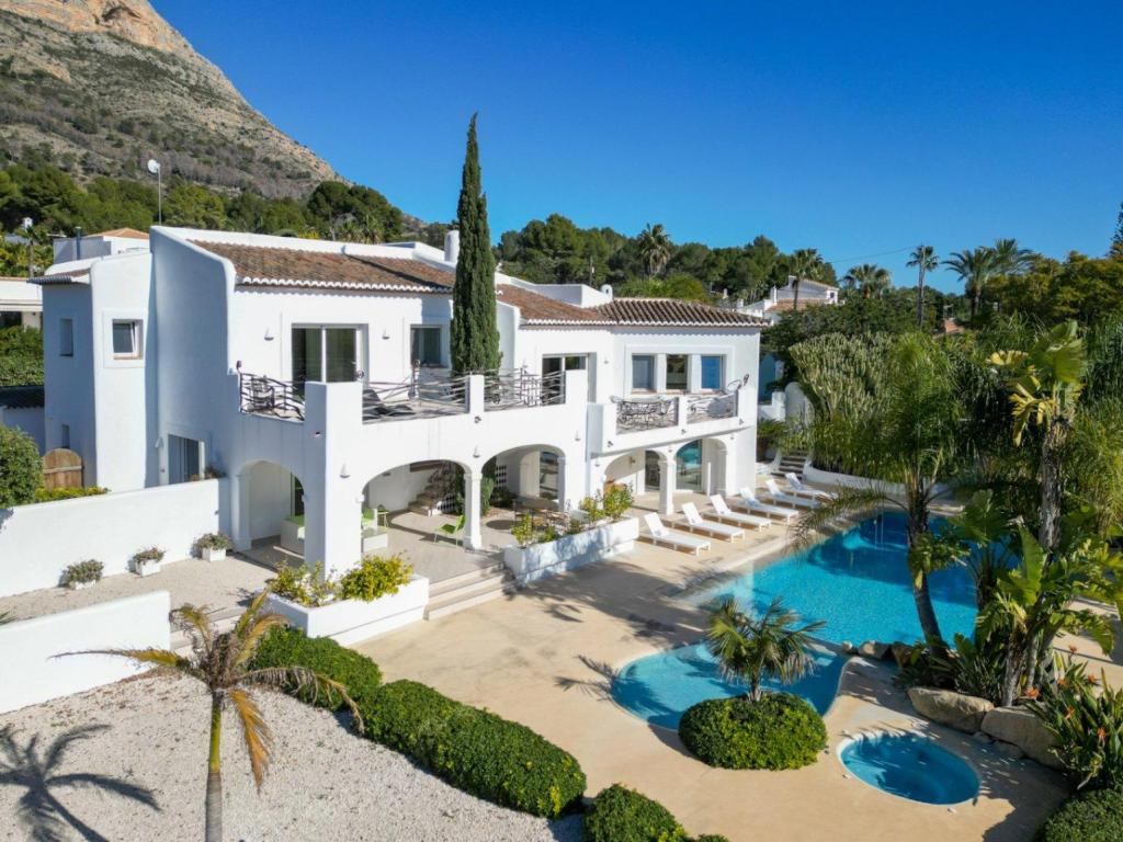5 bed villa in Jávea