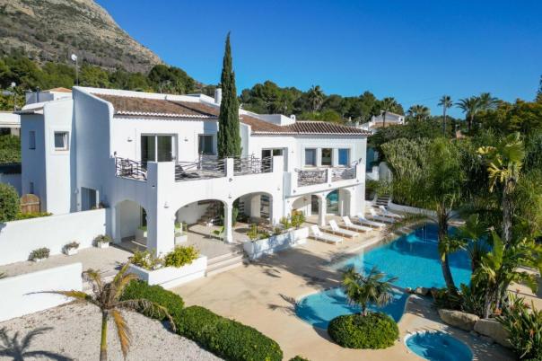 5 bed villa in Jávea