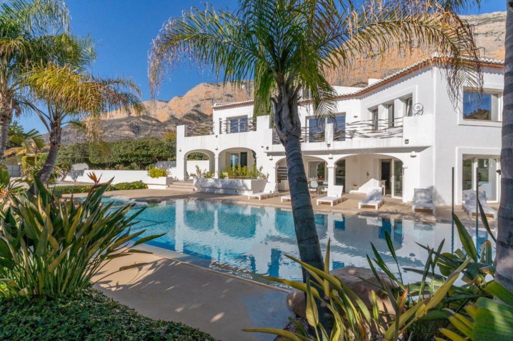 5 bed villa in Jávea