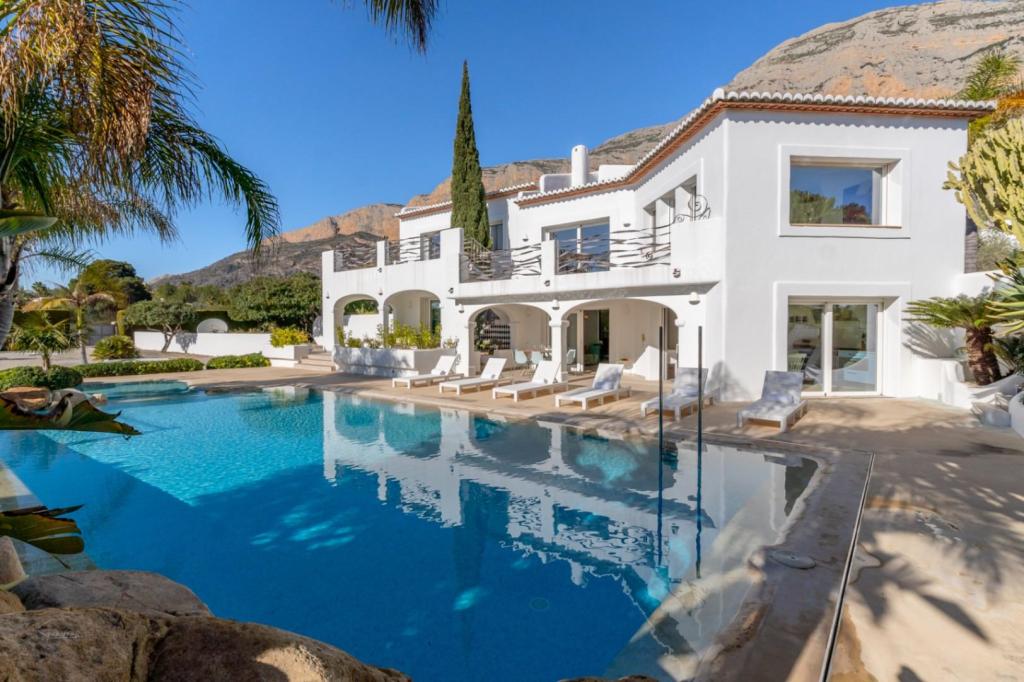 5 bed villa in Jávea