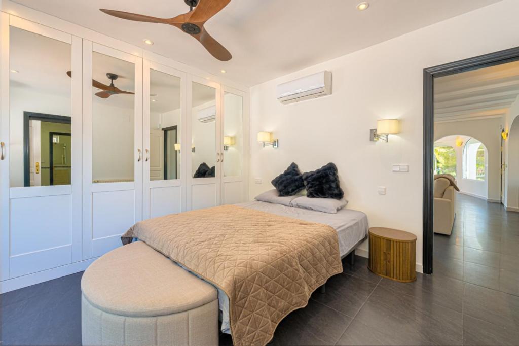 3 bed villas in Moraira