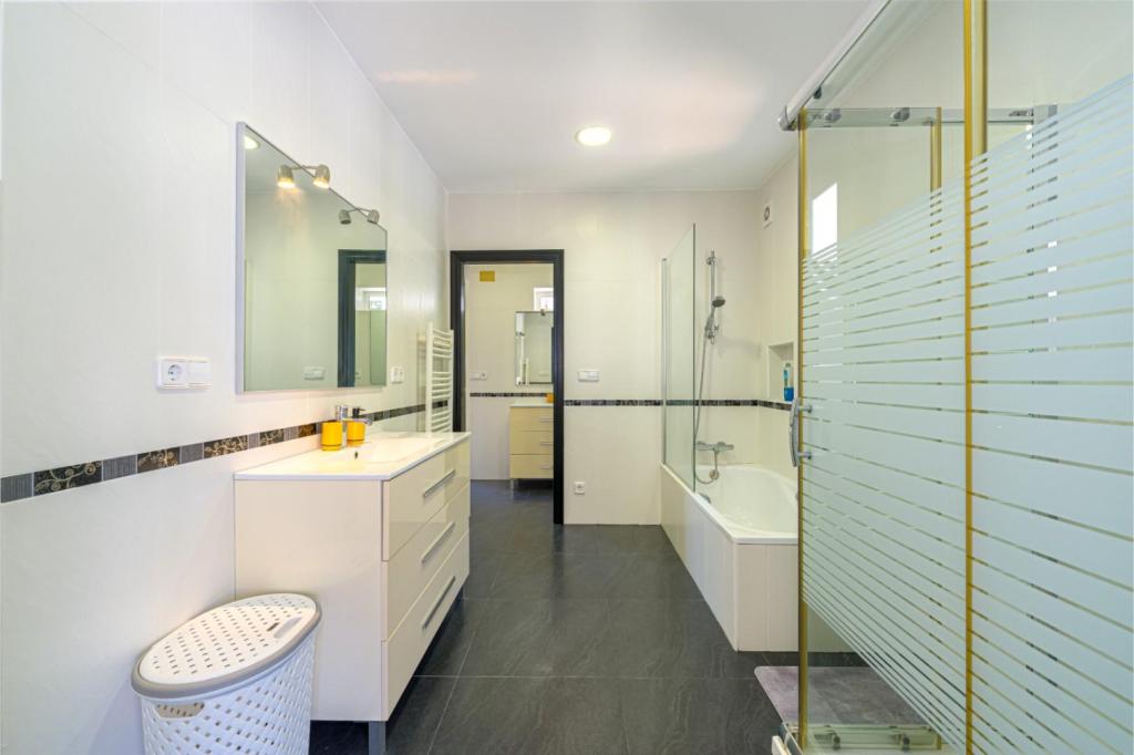 3 bed villas in Moraira