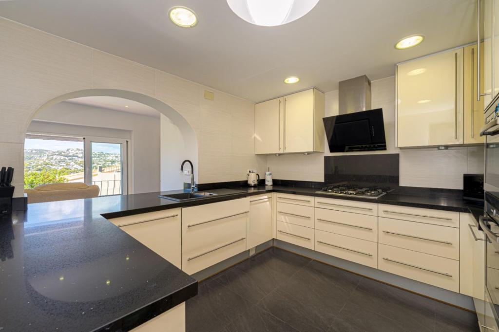 3 bed villas in Moraira
