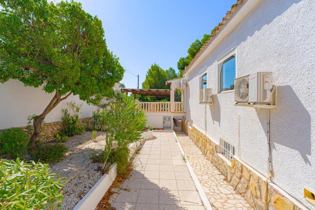 3 bed villas in Moraira