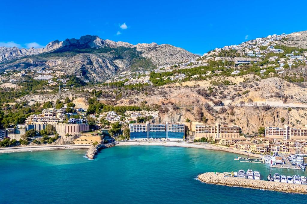 4 bed apartment in Altea