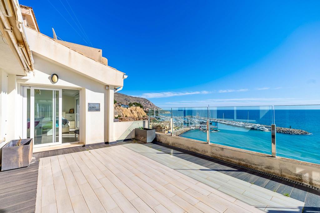 4 bed apartment in Altea