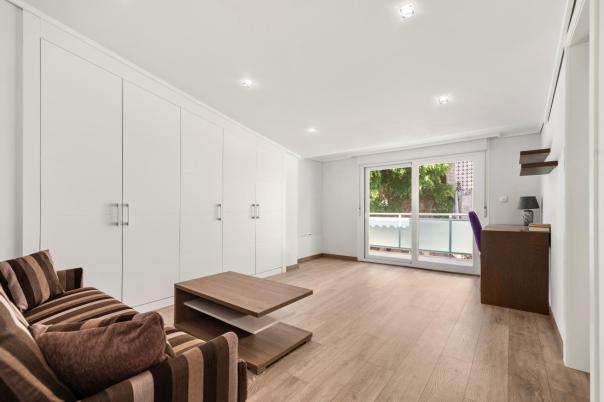 4 bed apartment in Altea