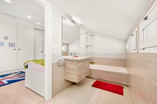 4 bed apartment in Altea