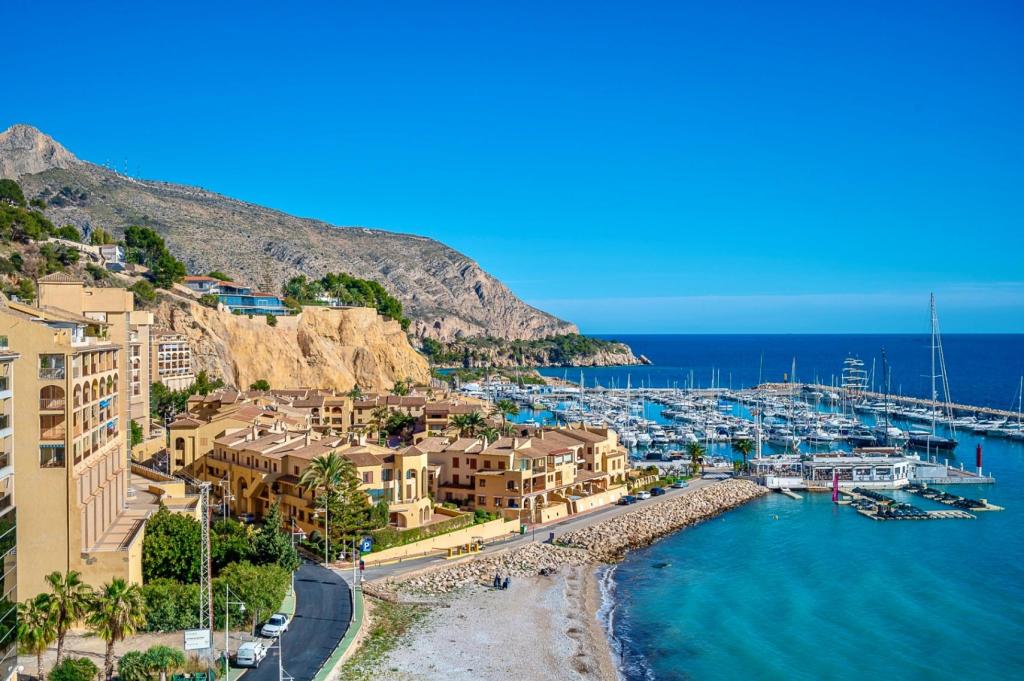 4 bed apartment in Altea