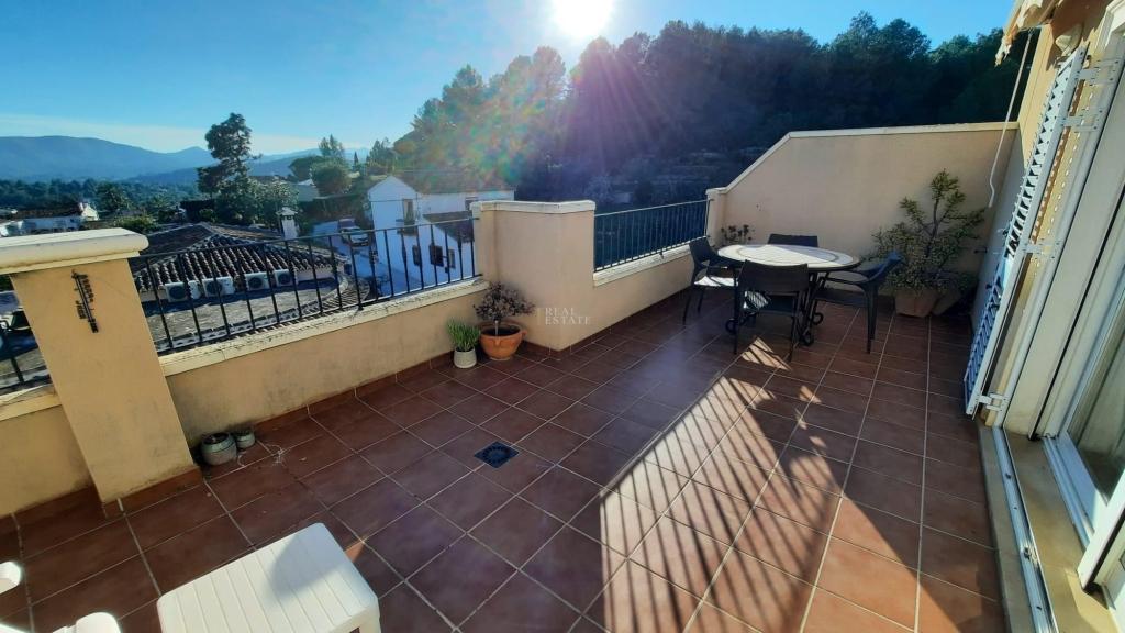 4 bed apartment in Dénia