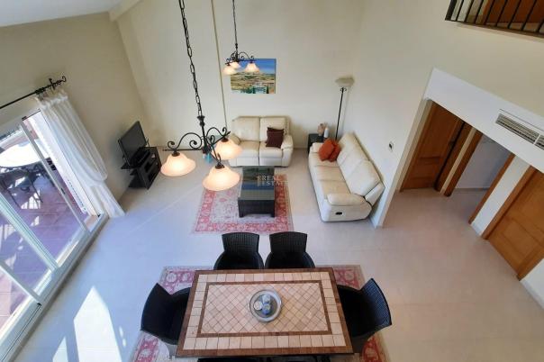 4 bed apartment in Dénia