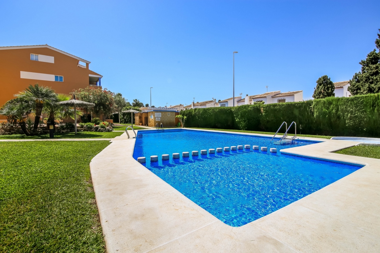 3 bed ground floor duplex in Xàbia