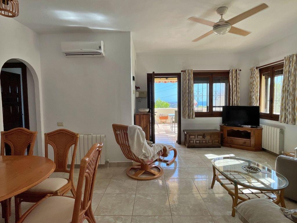 2 bed apartment in Teulada