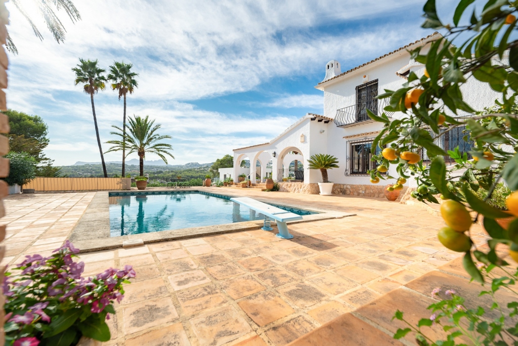 5 bed villa in Moraira