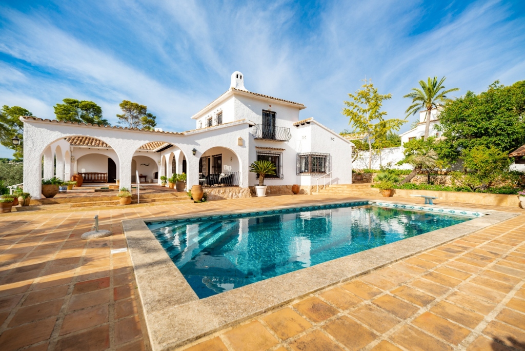 5 bed villa in Moraira