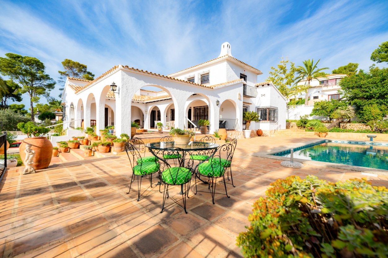 5 bed villa in Moraira