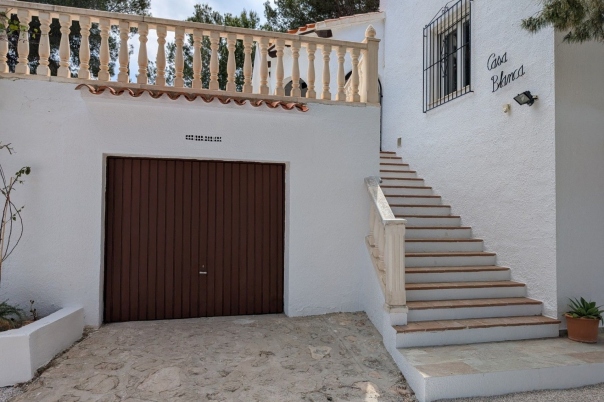 4 bed casa / chalet in Moraira