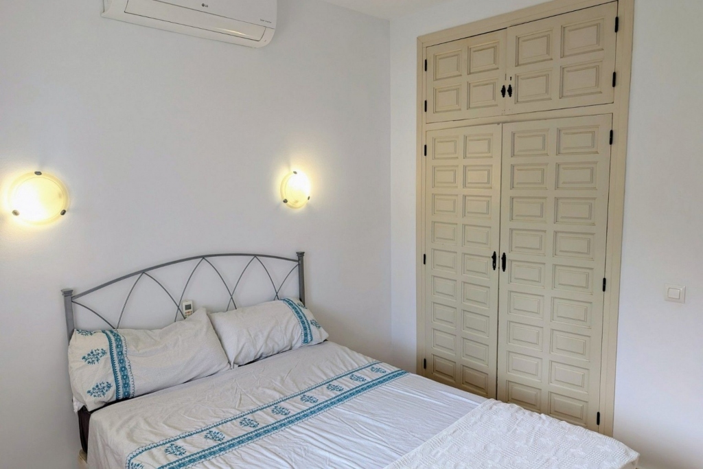 4 bed casa / chalet in Moraira