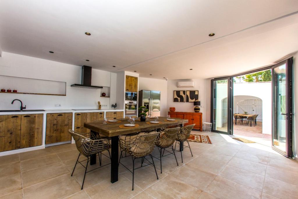4 bed villas in Benissa