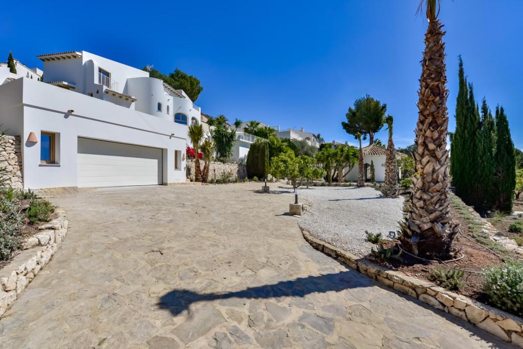 5 bed villa in Altea