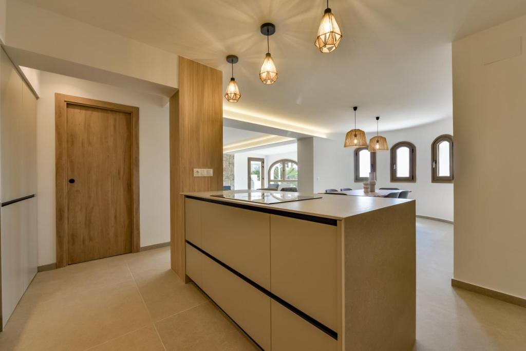 5 bed villa in Altea