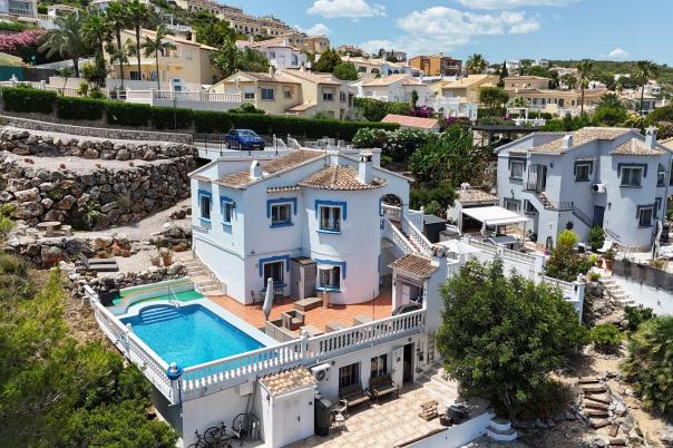4 bed villa in Ràfol d'Almúnia, el