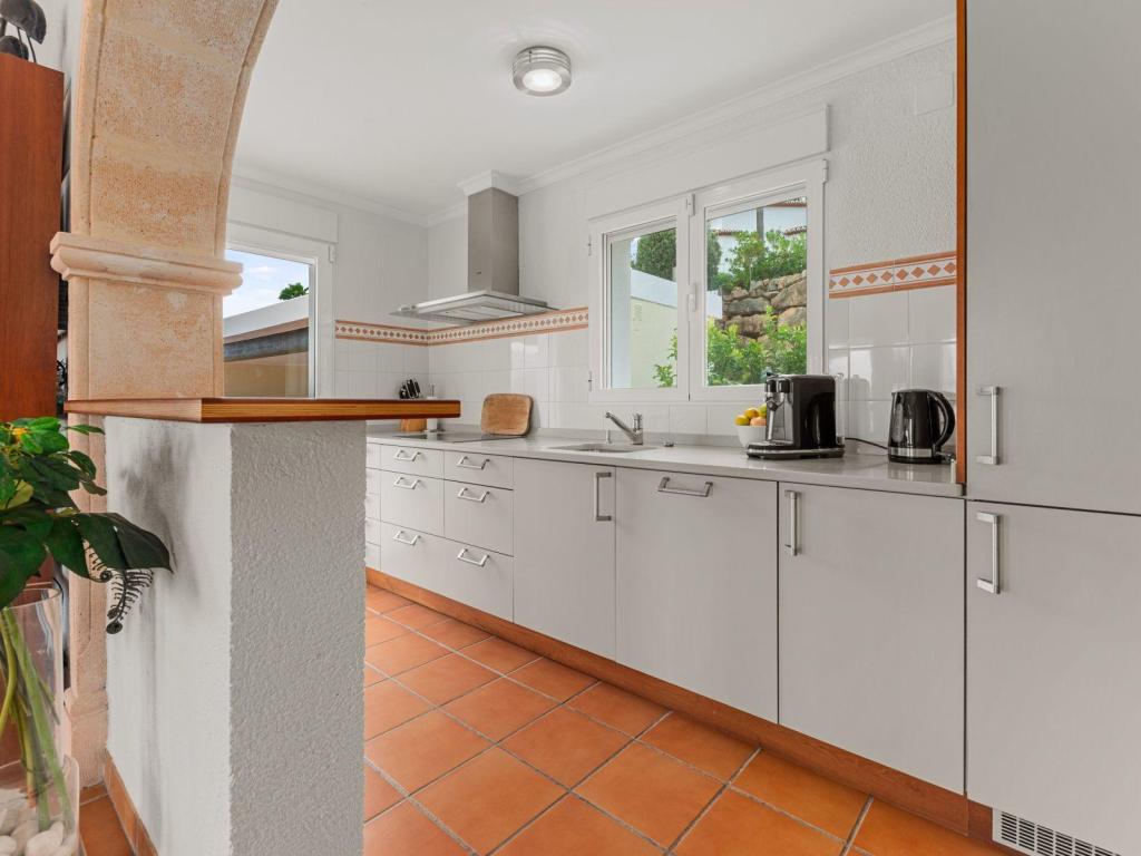 5 bed villa in Pedreguer