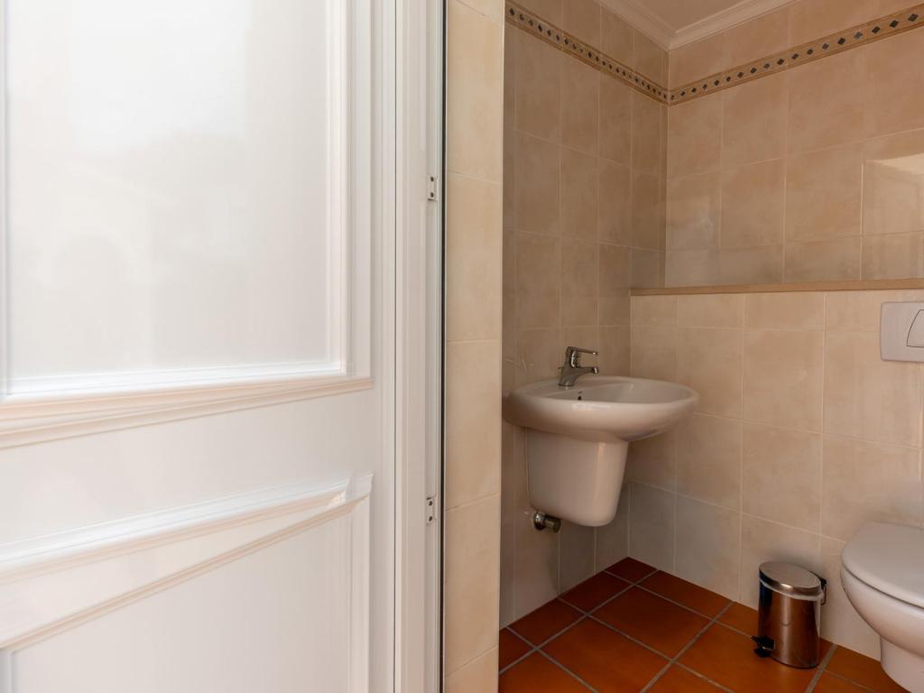 5 bed villa in Pedreguer
