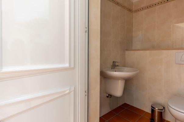 5 bed villa in Pedreguer