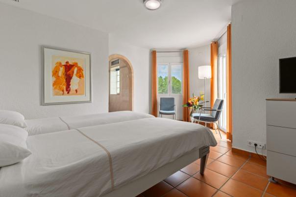 5 bed villa in Pedreguer