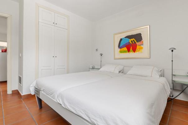 5 bed villa in Pedreguer