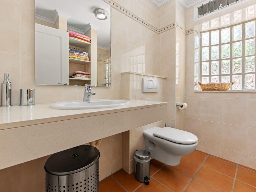 5 bed villa in Pedreguer