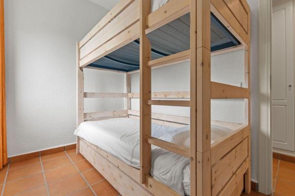5 bed villa in Pedreguer