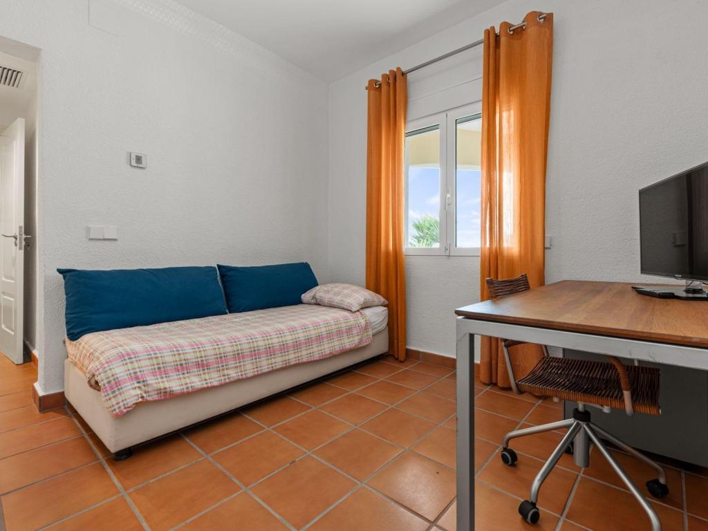 5 bed villa in Pedreguer