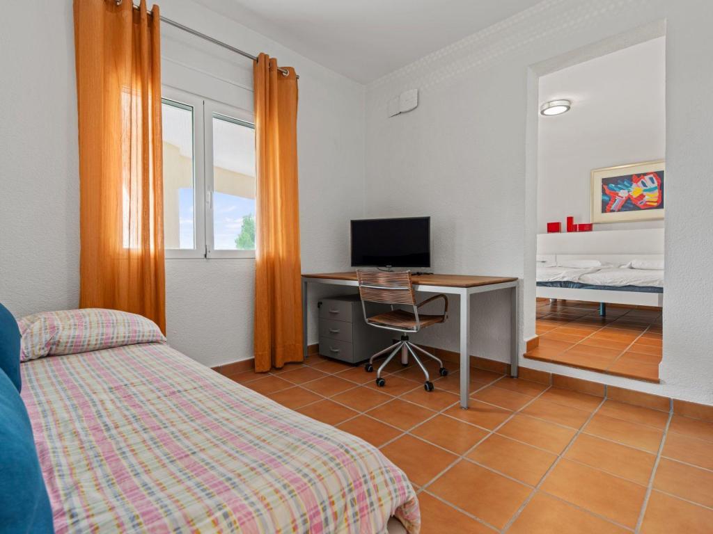 5 bed villa in Pedreguer