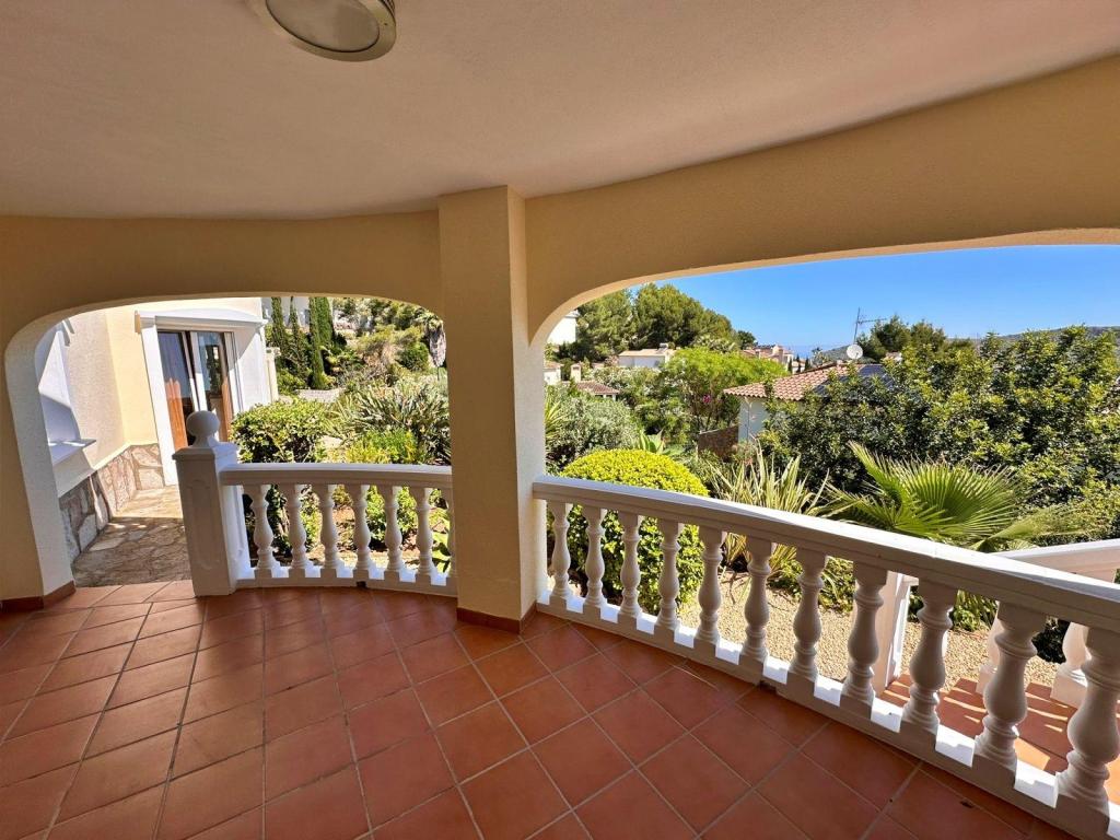 5 bed villa in Pedreguer