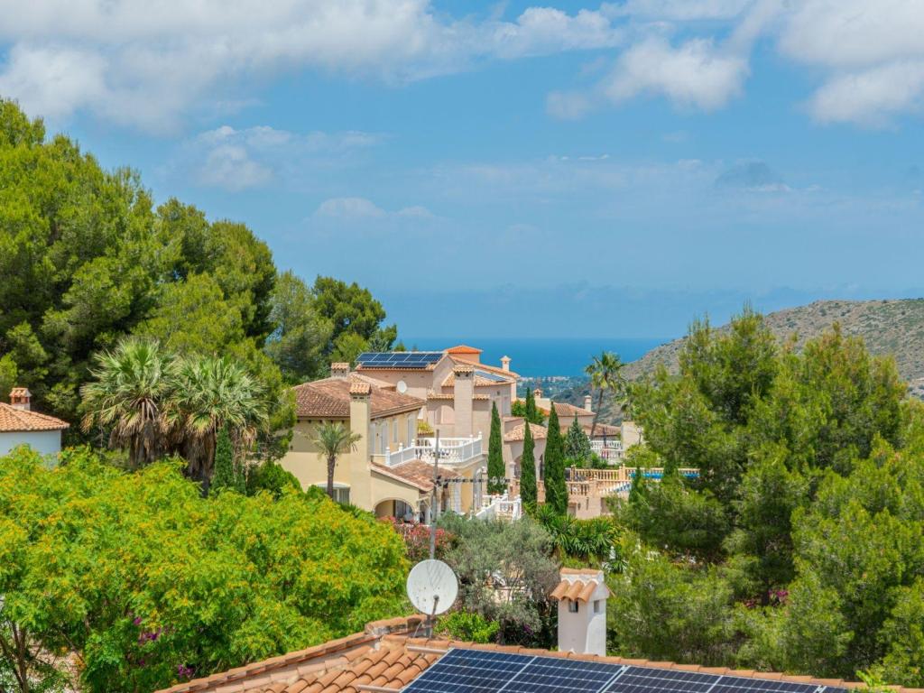 5 bed villa in Pedreguer