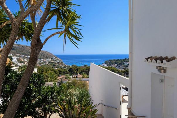 3 bed villas in Moraira