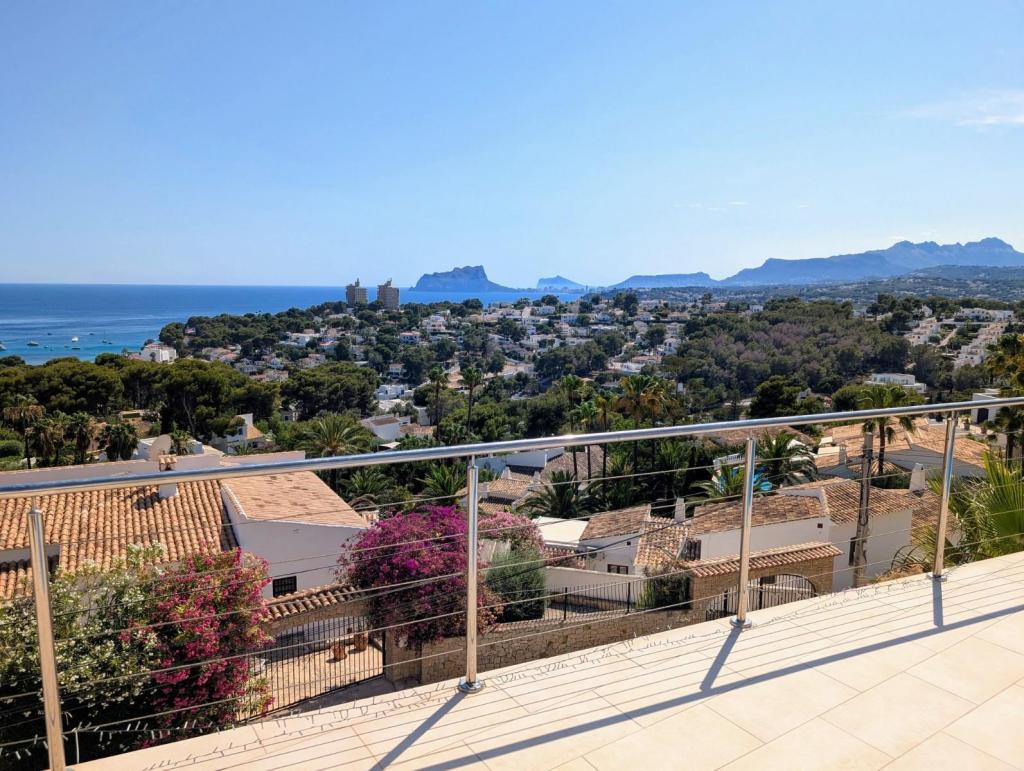 3 bed villas in Moraira