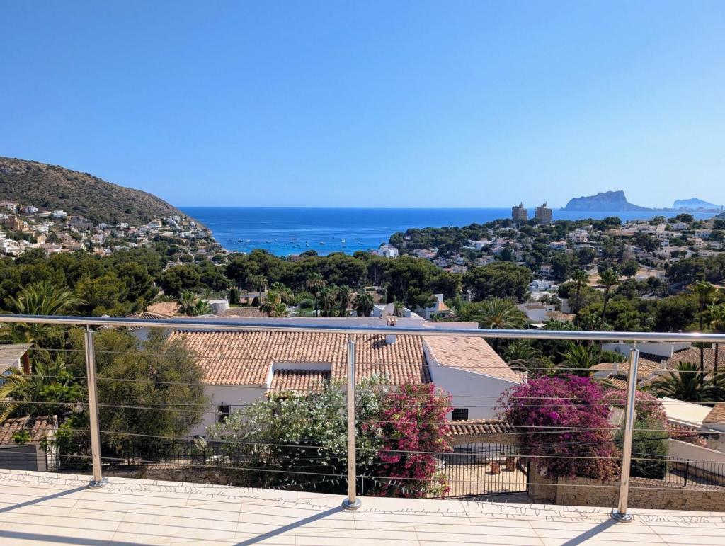 3 bed villas in Moraira