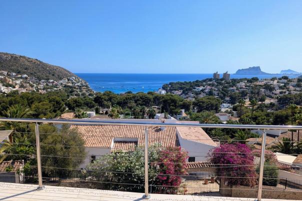 3 bed villas in Moraira