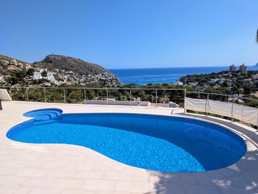3 bed villas in Moraira