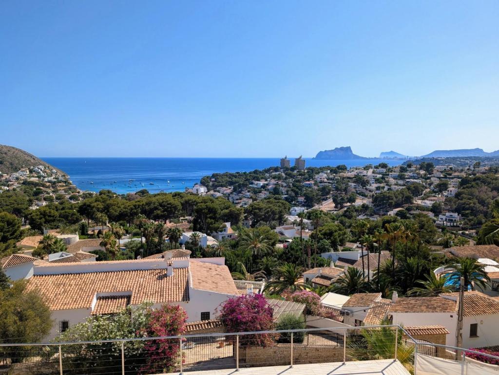 3 bed villas in Moraira