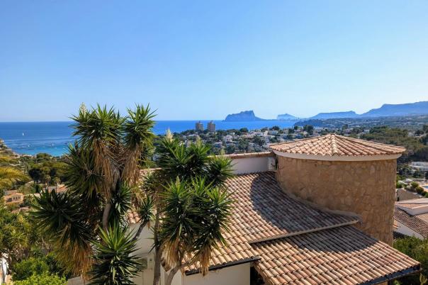 3 bed villas in Moraira